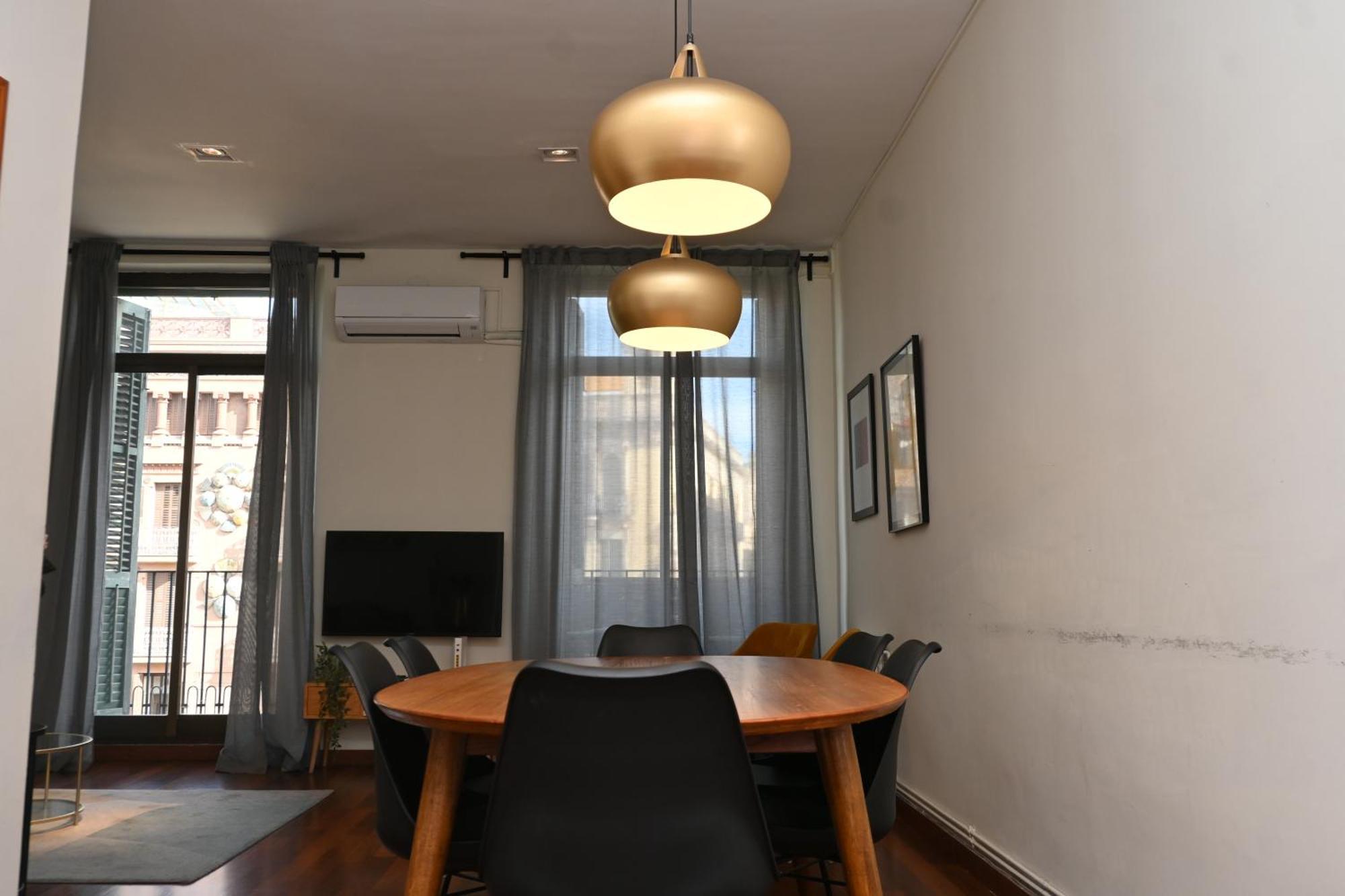 Apartment Homenfun Ramblas Barcelona